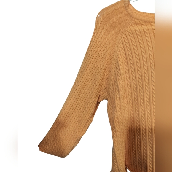 3029) L.L Bean Peach Cable Knit Pullover Crew Neck Sweater Medium - Picture 4 of 6